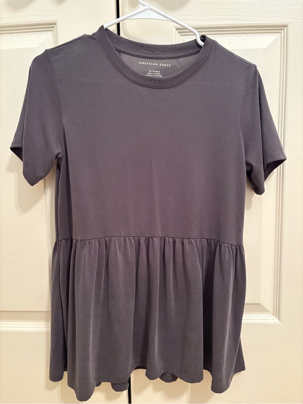 American Eagle Short Sleeve Top